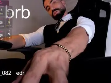 Chaturbate Live Sex Cam of edrick_walton