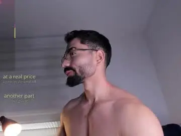 Chaturbate Free Live Porn of edrick_walton