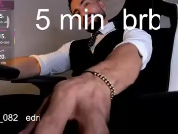 Chaturbate Adult Webcams of edrick_walton