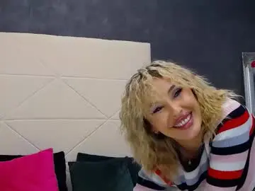 Chaturbate Best live sex cam show of issasmyth