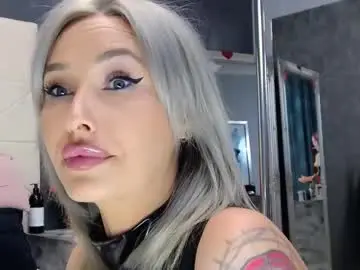 Chaturbate Adult Webcams of issasmyth