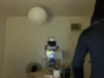 Chaturbate Live Sex Cam of larahsaint