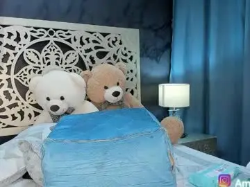 Chaturbate Live Sex Cam of amyblack__