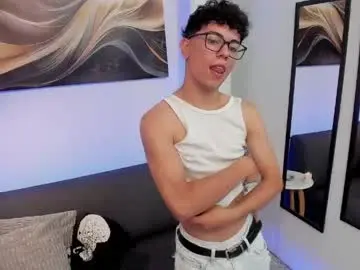 Chaturbate Watch Live Sex Cams of lucho6_9