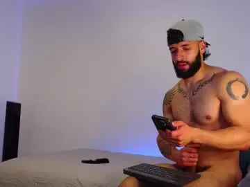 Chaturbate Live Sex of max_xl_