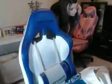 Chaturbate Watch Live Sex Cams of tschelseamariexxx
