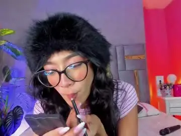 Chaturbate Live Sex Cam of tyla_ks