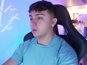 Chaturbate Sex Chat of aron__cooper