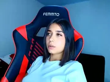 Chaturbate Adult Video Chat of rousse_violet