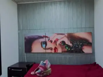 Chaturbate Free Porn Cam of _lucia_21