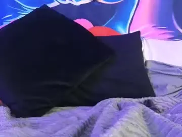 Chaturbate Watch Live Sex Cams of julie13tuyo