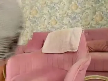 Chaturbate Live Sex Cam of illegal_lorry