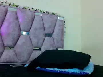 Chaturbate Nude Webcam of iris_mandarinne