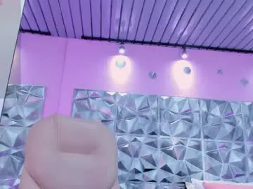 Chaturbate Nude Webcam of itzel_geneva