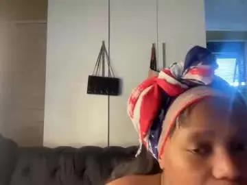 Chaturbate Live Sex Cam of sexyasszeeee