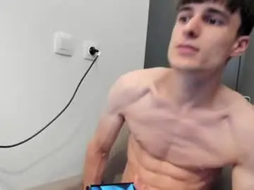 Chaturbate Free Porn Cam of skinnyguywithbigd
