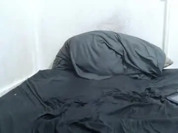 Chaturbate Live Sex Cam of splashyyyz