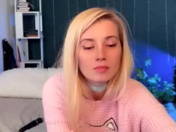 Chaturbate Live Sex of super_peach_stream