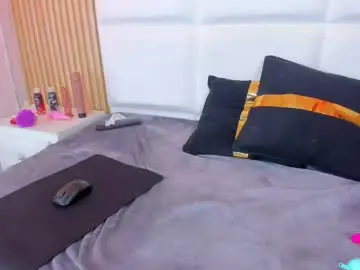 Chaturbate Live Sex Cam of alexagrace12