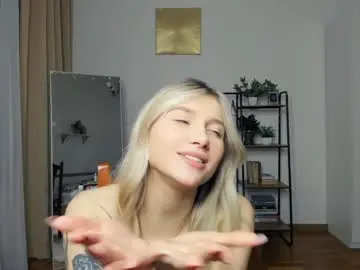 Chaturbate Adult Webcam of glossybabe_