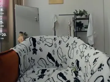 Chaturbate Free Live Porn of glossybabe_