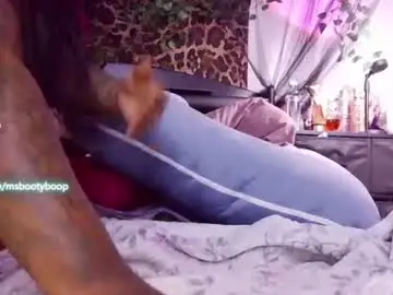 Chaturbate Live Sex Cam of ms_booty_boop