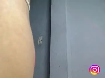 Chaturbate Adult Webcam of cristal__blue