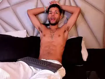 Chaturbate Nude Webcam of thiagoferreti_