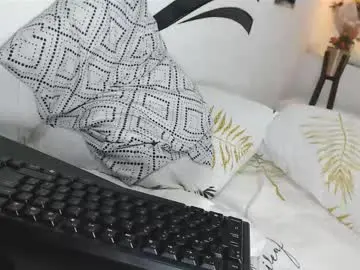 Chaturbate Live Sex of yinaross