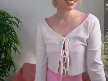 Chaturbate Free Live Porn of bellapoise