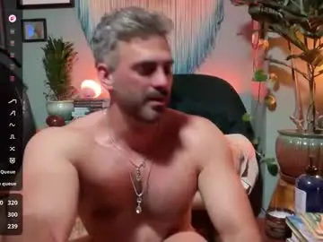 Chaturbate Watch Live Sex Cams of hugedickyogi