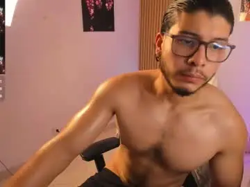 Chaturbate Free Porn Cam of maxifit_