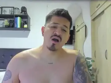 Chaturbate Nude Webcam of aronwilliams69