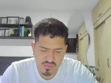 Chaturbate Live Sex of aronwilliams69