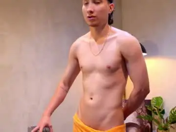 Chaturbate Free Live Porn of enzo_steel