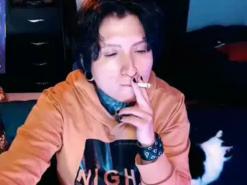 Chaturbate Free Porn Cam of ftmblueyes