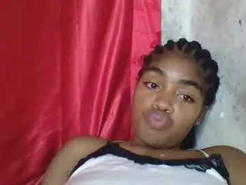 Chaturbate Live Sex Cam of mayajadorelie