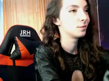 Chaturbate Nude Webcam of bellaqueen0701