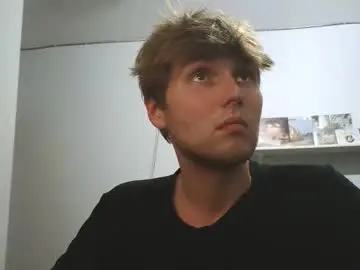Chaturbate Best live sex cam show of bigskinnyboyshh