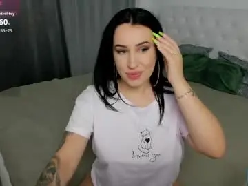 Chaturbate Best live sex cam show of hotmorenaxxx
