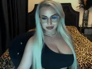 Chaturbate Live Sex Cam of lovelyblondyxxx