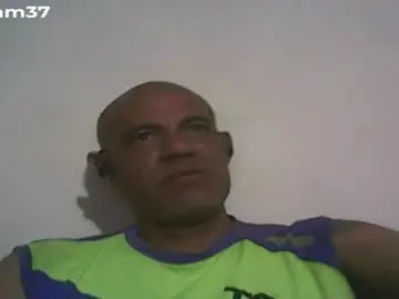 Chaturbate Free Live Porn of retlam37