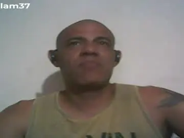 Chaturbate Free Porn Cam of retlam37