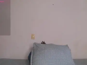 Chaturbate Live Sex Cam of valen_thompson