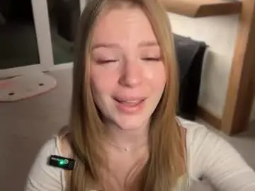 Chaturbate Adult Video Chat of cyberl0ve_