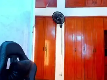 Chaturbate Watch Live Sex Cams of emily_and_soffy