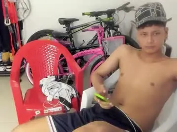 Chaturbate Sex Chat of master_billy1