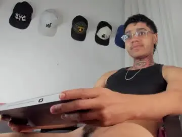 Chaturbate Adult Video Chat of santi_xximo