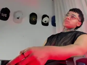 Chaturbate Watch Live Sex Cams of santi_xximo
