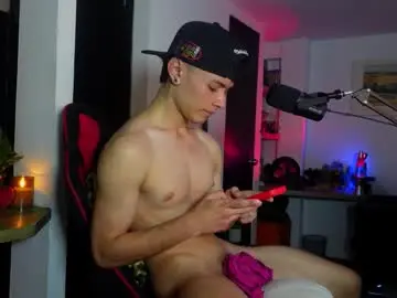 Chaturbate Live Sex Cam of thoroughbredxx